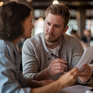 Acheter en couple : quelles précautions juridiques prendre ?